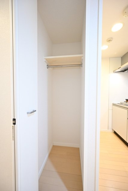 ヴィスタガーデン西荻窪 クローゼット/※家具・小物はイメージです