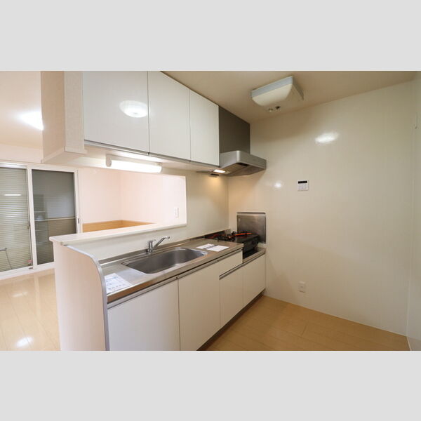 クリスタル　エトワール 対面キッチン