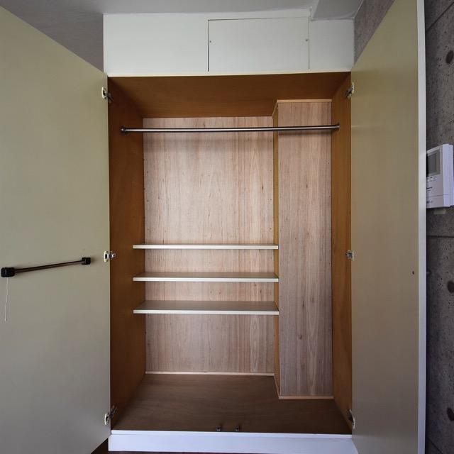 ピアつつじヶ丘 玄関