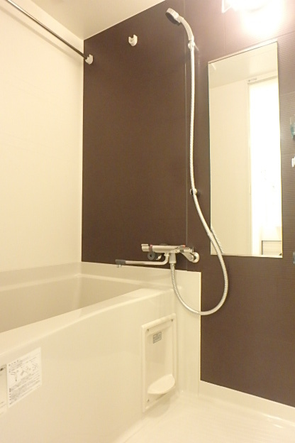 ガーラ・プレシャス川崎7階 日々の疲れを癒すお風呂付です