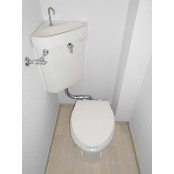 汀ハイツ トイレ