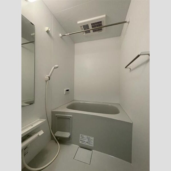 リーブルファイン大袋駅前402号室 お風呂