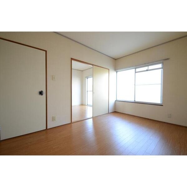 エステートピア原4106号室 リビング