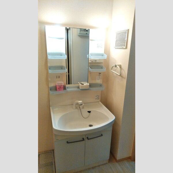 ファインユース201号室 201　洗面化粧台
