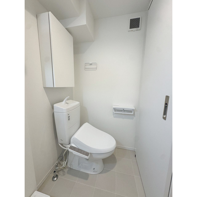 CALME103号室 温水洗浄便座