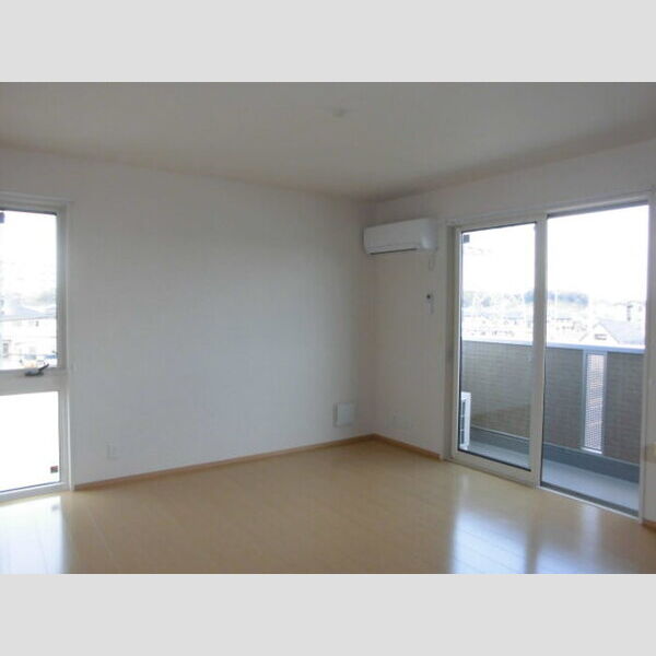 ロマージュさくら リビング