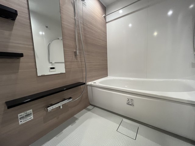 プライムメゾン千葉新町1306号室 お風呂