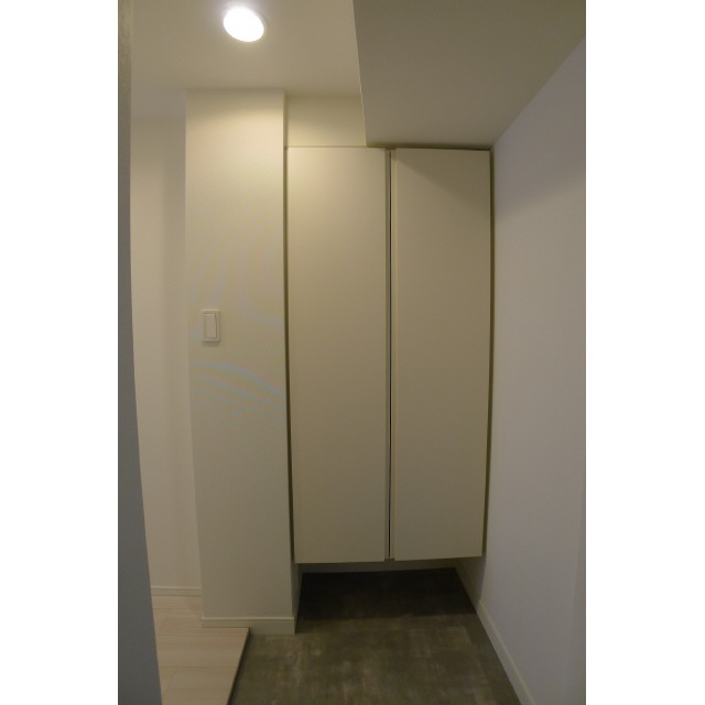 エルスタンザ日本橋久松町0201号室 玄関