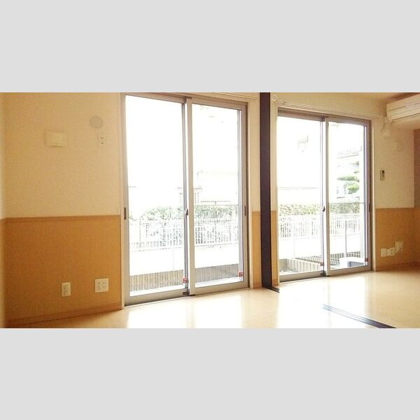 ルミエールⅡ102号室 洋室