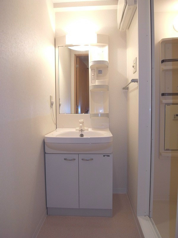 ビュークレスト小金井7階 洗面