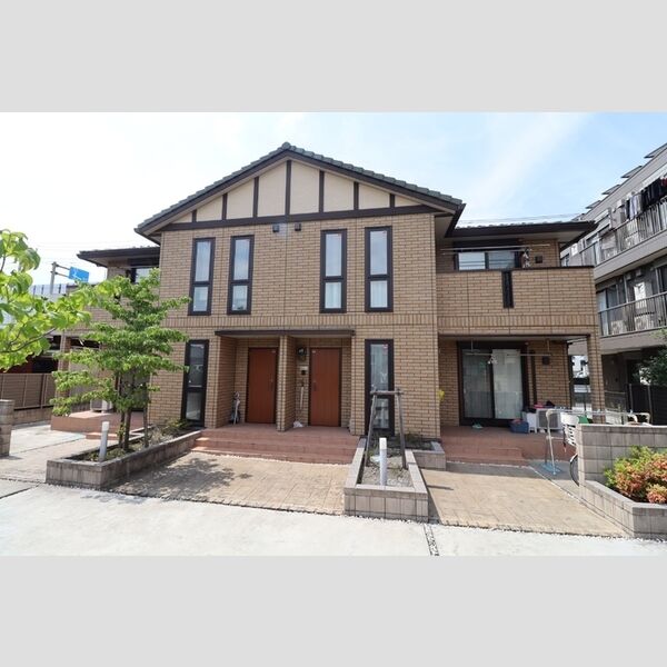 ルガーナ グランデ202号室 外観