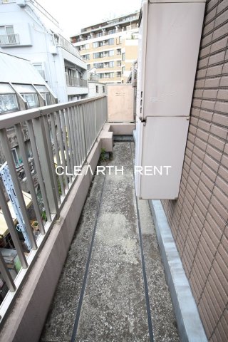パレステュディオ赤坂弐番館3階 バルコニー