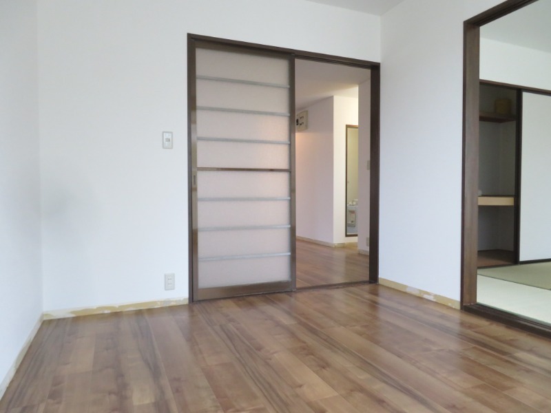 クレスト藤沢参番館1階 ＊別号室の写真となります。