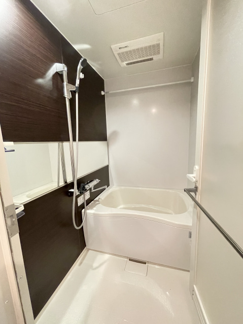スカイコートグレース世田谷弦巻301号室 お風呂