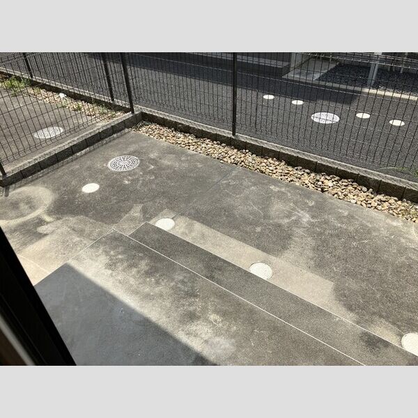 MKハイム103号室 専用庭