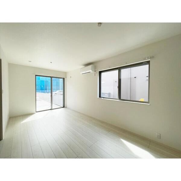 中野島6丁目戸建11号棟 リビング