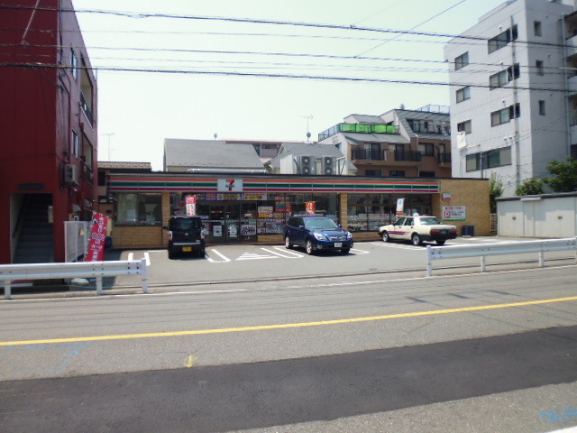 ロイヤルパークヒル0302号室 セブンイレブン八王子子安３丁目店