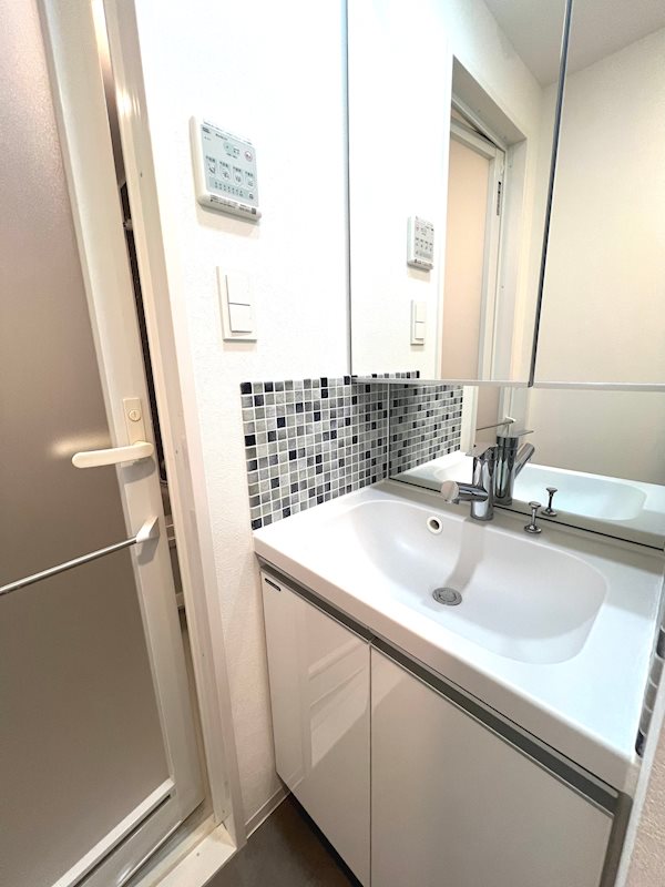 ステージグランデ稲城長沼駅前1階 ※カラー・タイプ異なります