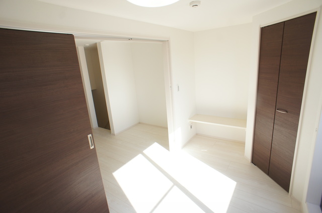 ルミエール・エタンセルｓｉｘ0202号室 南向き