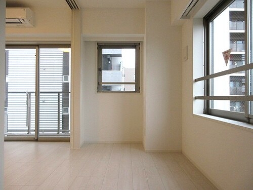 プレセダン板橋本町5階 洋室　※2025.11同タイプ別部屋新築未入居時撮影