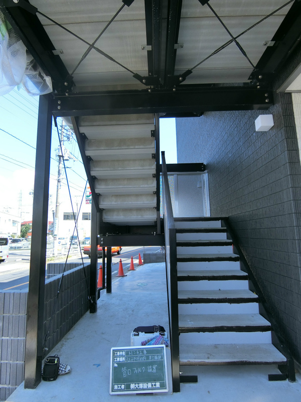 リブリ・アヴニール2階 エントランス