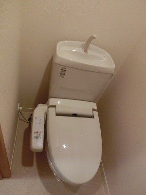 アヴェニールあずさ2階 トイレ