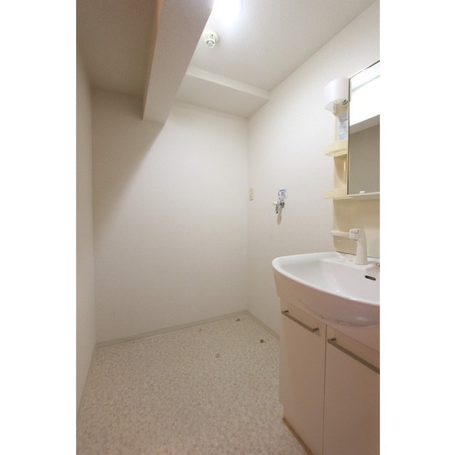 グレースガーデン403号室 内観