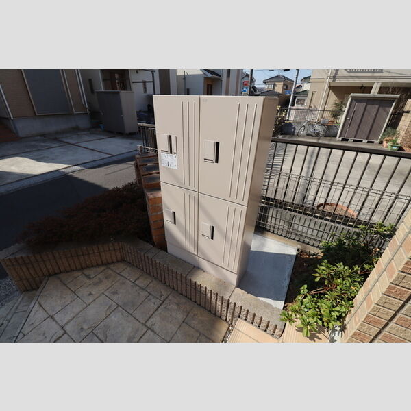 パシ・アージュパルコ 宅配ボックス