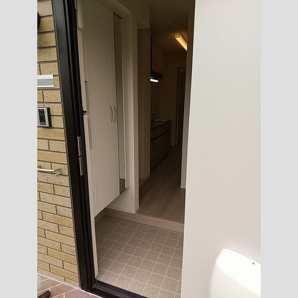 セジュール新秋津 玄関