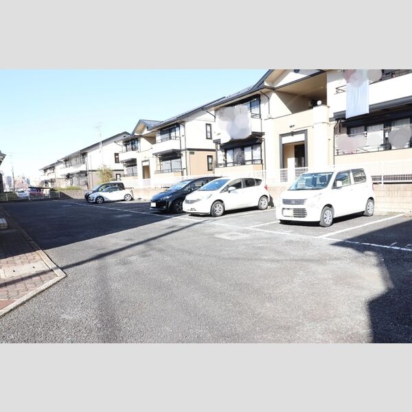 コスモパーク　C101号室 駐車場