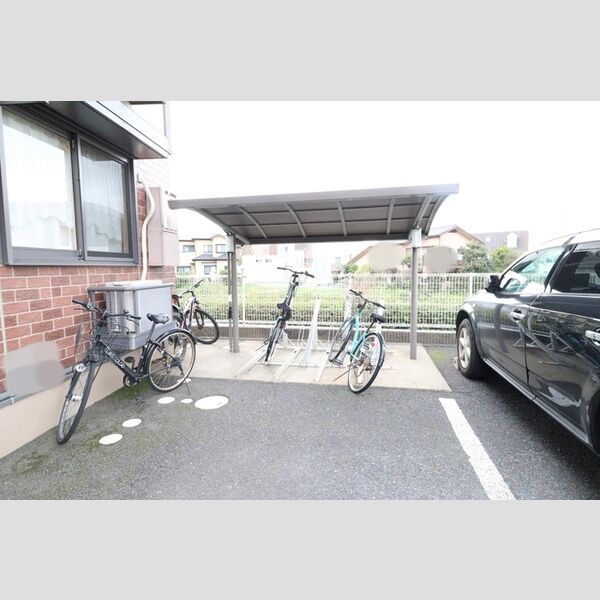 グランシャリオ 駐輪場