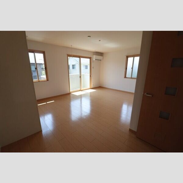 ハイムクレアール　B リビング10帖