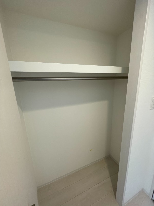 ブライズ堀切菖蒲園3階 収納