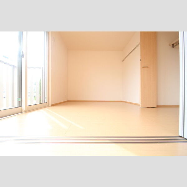 グランポルテ美園　A101号室 ★洋室★