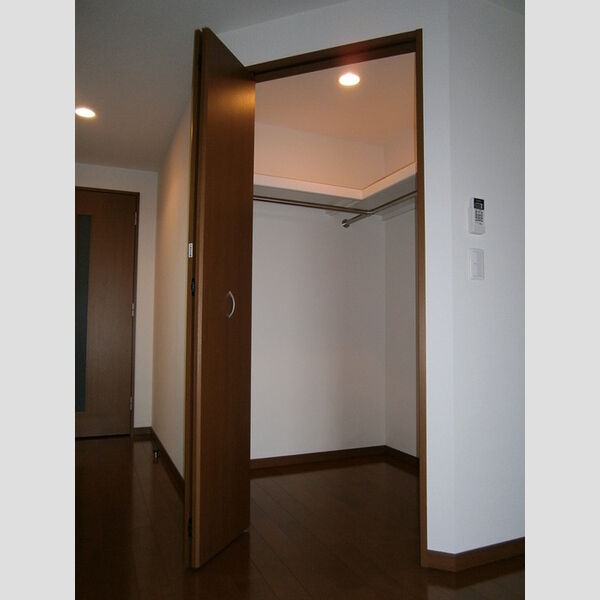 POCO　A　POCO505号室 ウォークインクローゼット