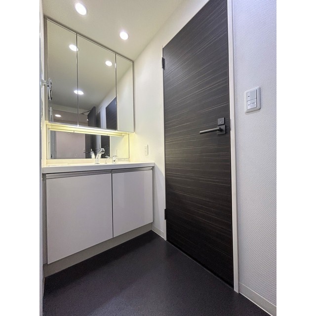 ＢＥＬＩＳＴＡ横浜915号室 同建物別部屋の参考画像