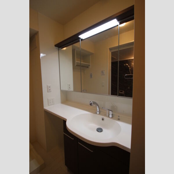 Miwastage302号室 洗髪洗面化粧台