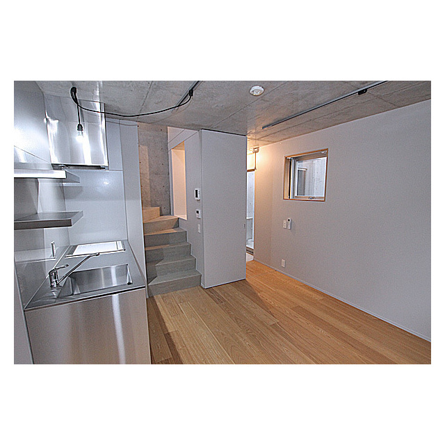 PASEO SANGENJAYA EAST WESTE202号室 内観