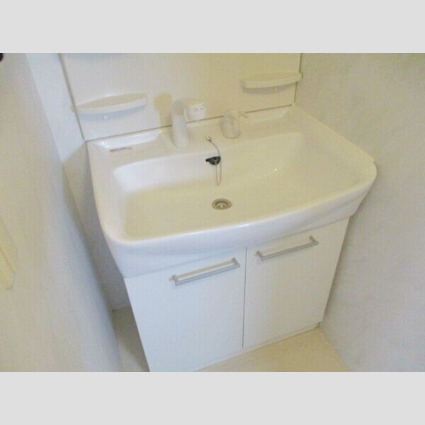 ルミナス 洗髪洗面化粧台