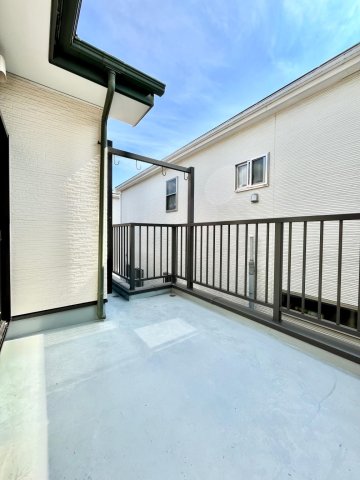 東越谷戸建 戸建には珍しいルーフバルコニー