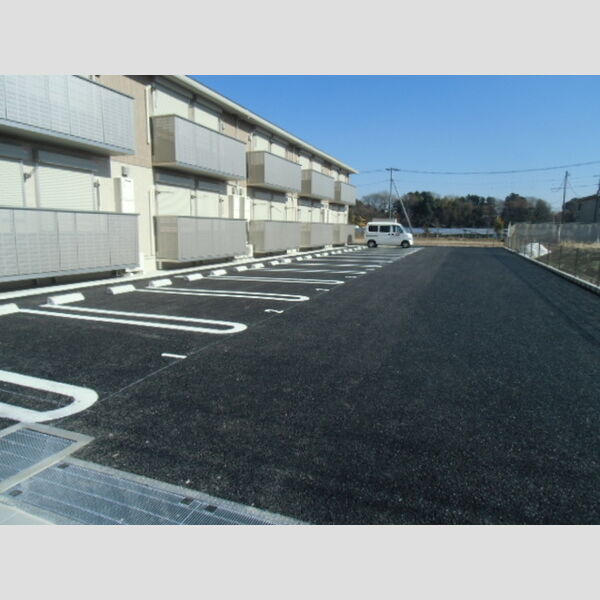 メゾン桜の里 駐車場