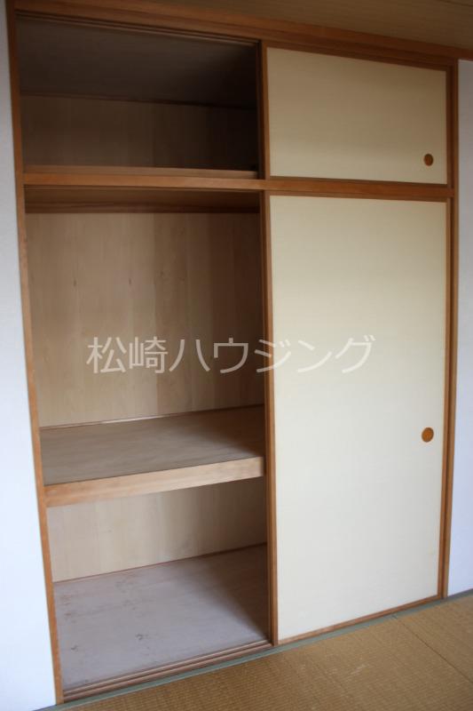 コスモ新井薬師駅前 収納