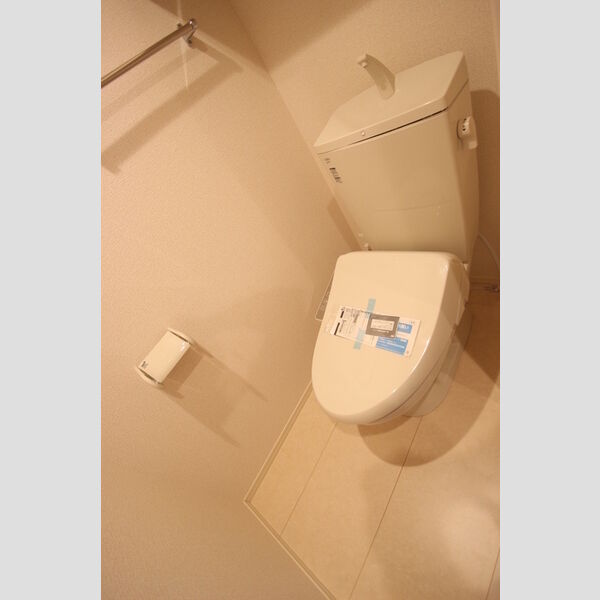 メゾン　ルミエール202号室 温水洗浄暖房便座