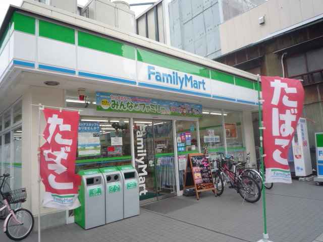 ガーラ・ステーション横濱阪東橋5階 ファミリーマート