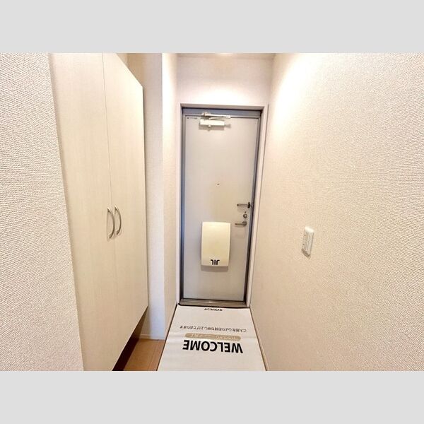 コスモ　ガーデン 玄関