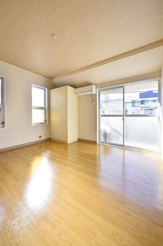 はるCORP 居室、リビング