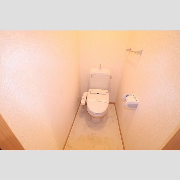 エミール・オガワ　A・B棟 トイレ　温水洗浄暖房便座