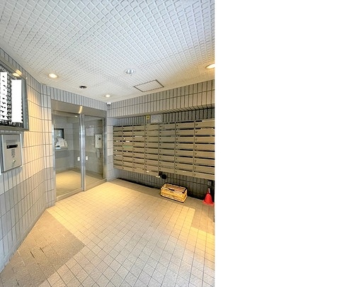 ライオンズプラザ川口本町10階 エントランス　内装後