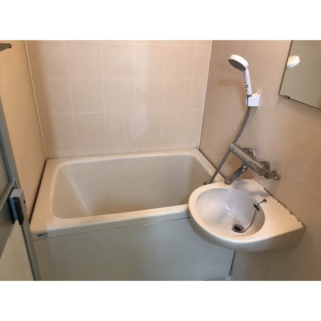 リエス伊勢原101号室 お風呂