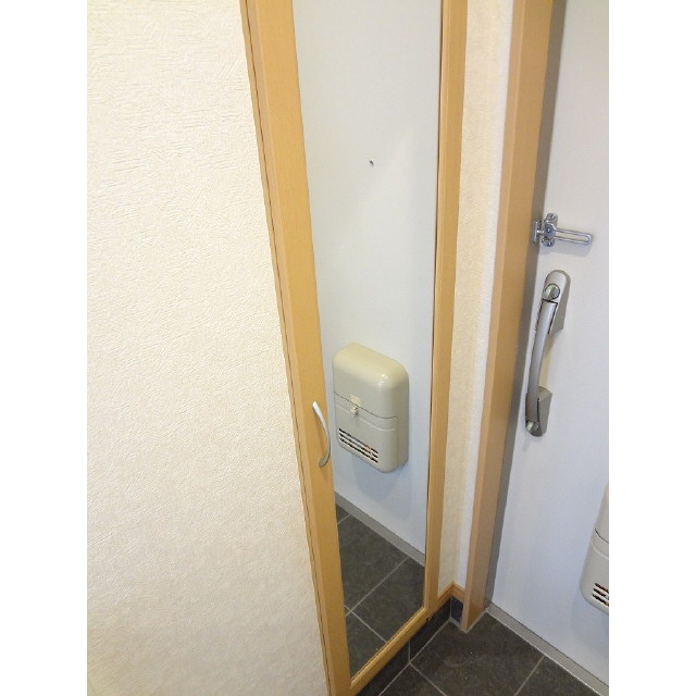 アムール Miwa104号室 シューズボックス